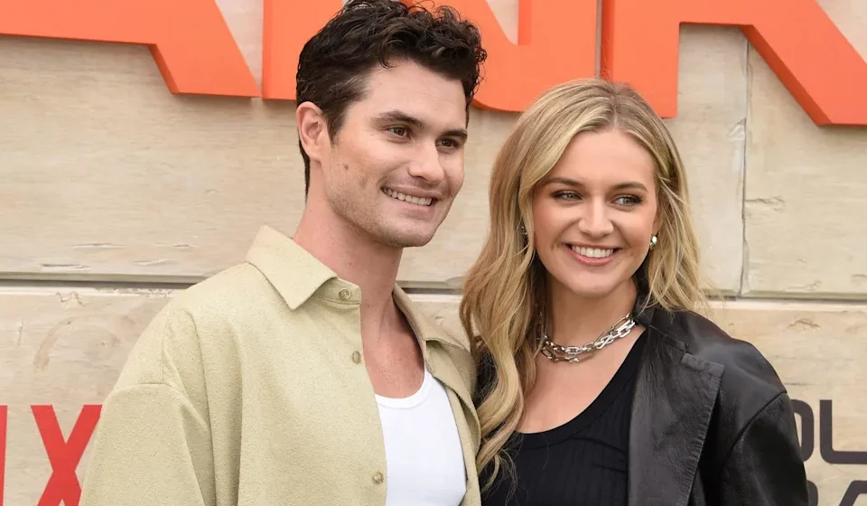 kelsea ballerini chase stokes